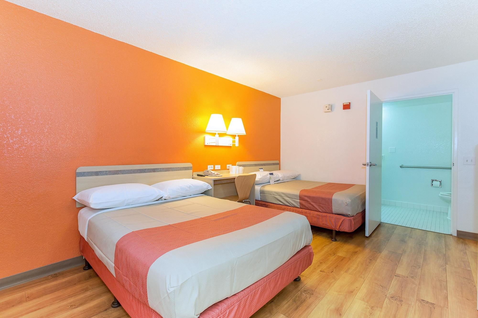 Motel 6 Hayward, Ca- Silicon Valley Gateway Eksteriør bilde