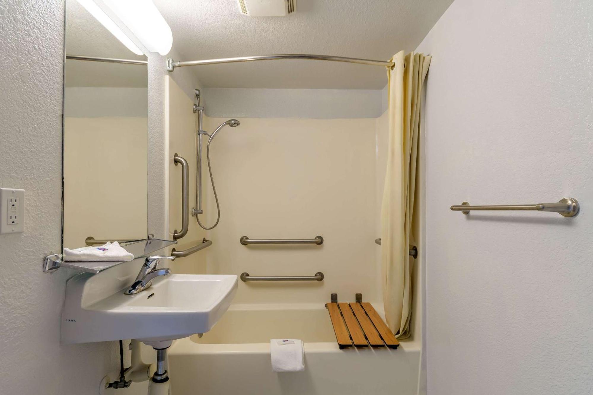 Motel 6 Hayward, Ca- Silicon Valley Gateway Eksteriør bilde