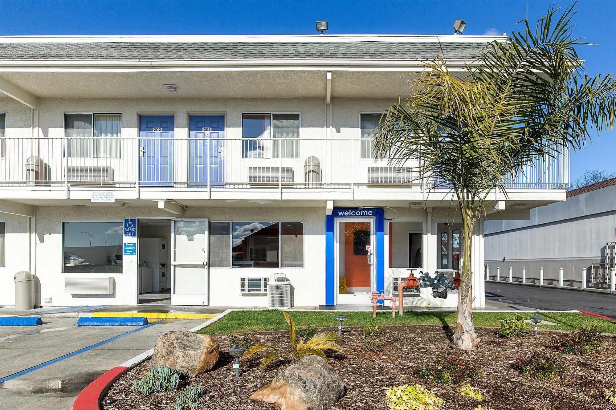 Motel 6 Hayward, Ca- Silicon Valley Gateway Eksteriør bilde